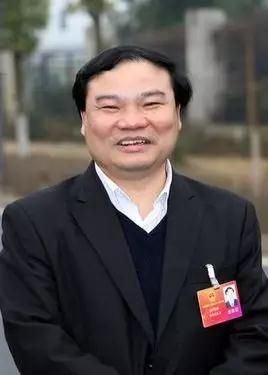 huweilin002.jpg